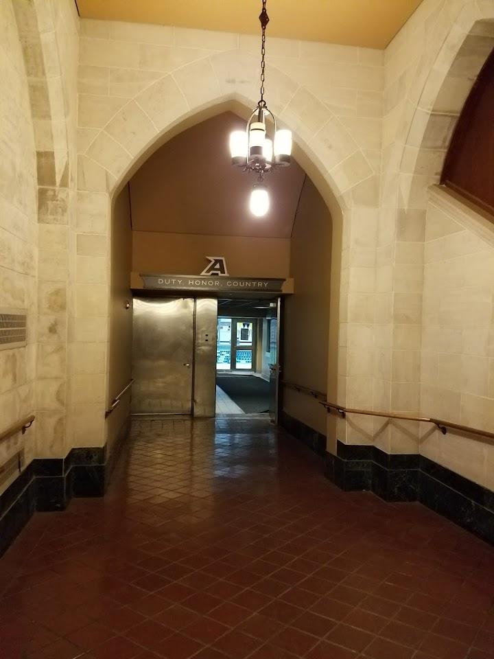 brandon dengler Photo of Black and Gold CrossFit