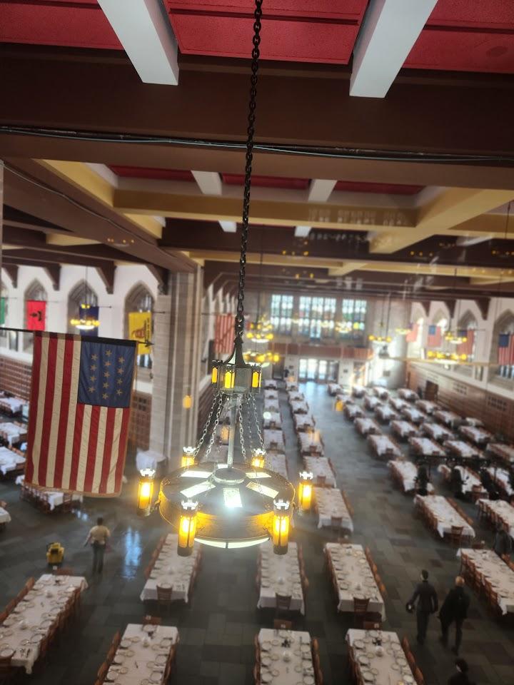 AmericanMotors Am-caz Photo of Black and Gold CrossFit