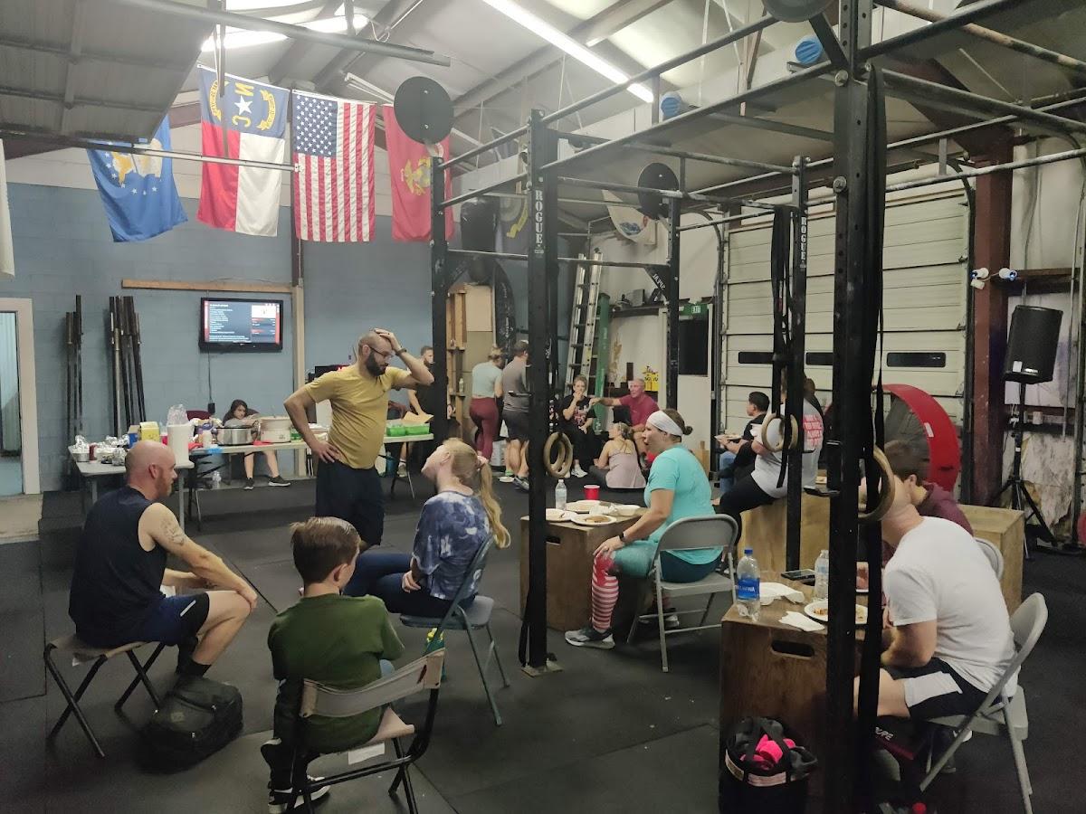 Christi Stallings Photo of CrossFit Emerald Isle
