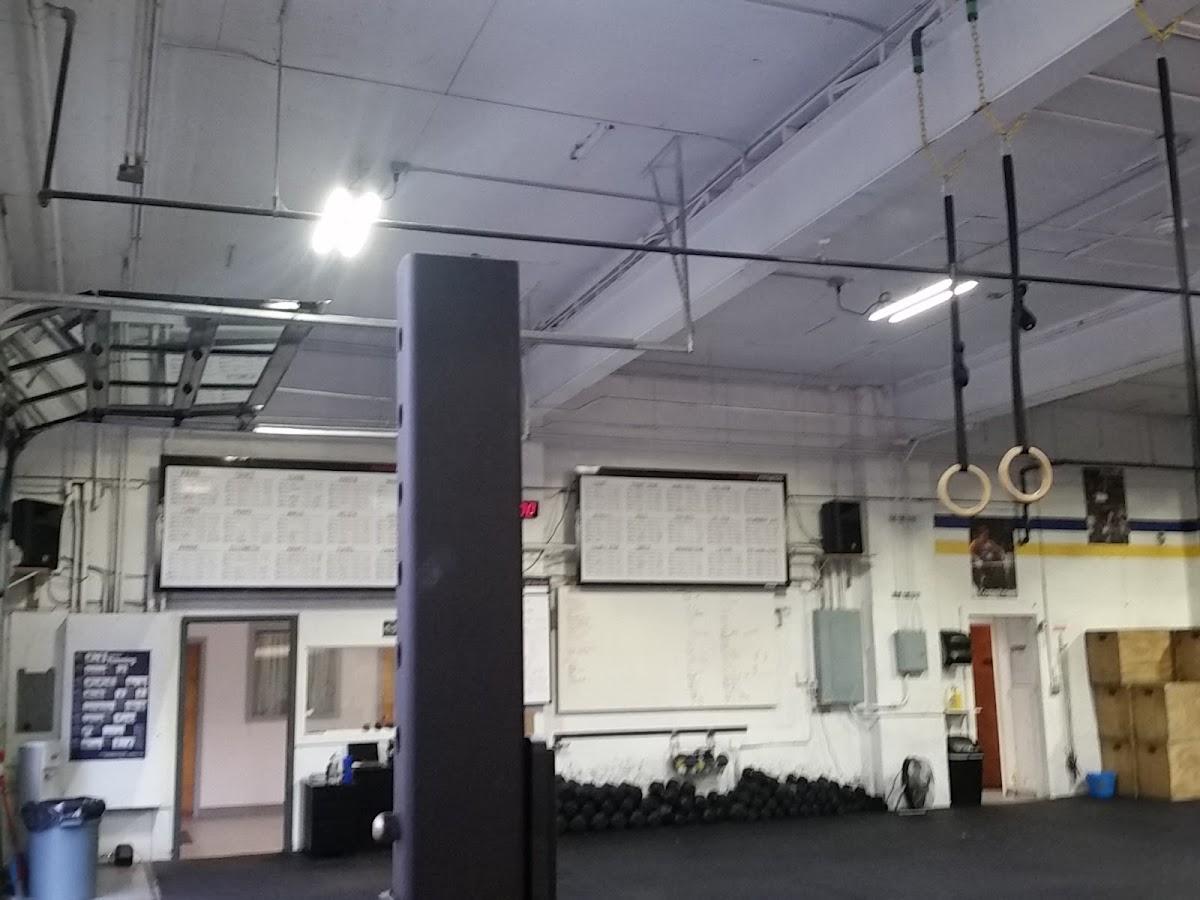 Michael Robison Photo of Pioneer Valley CrossFit