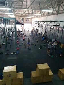 Monica Badenhorst Photo of CrossFit Leo