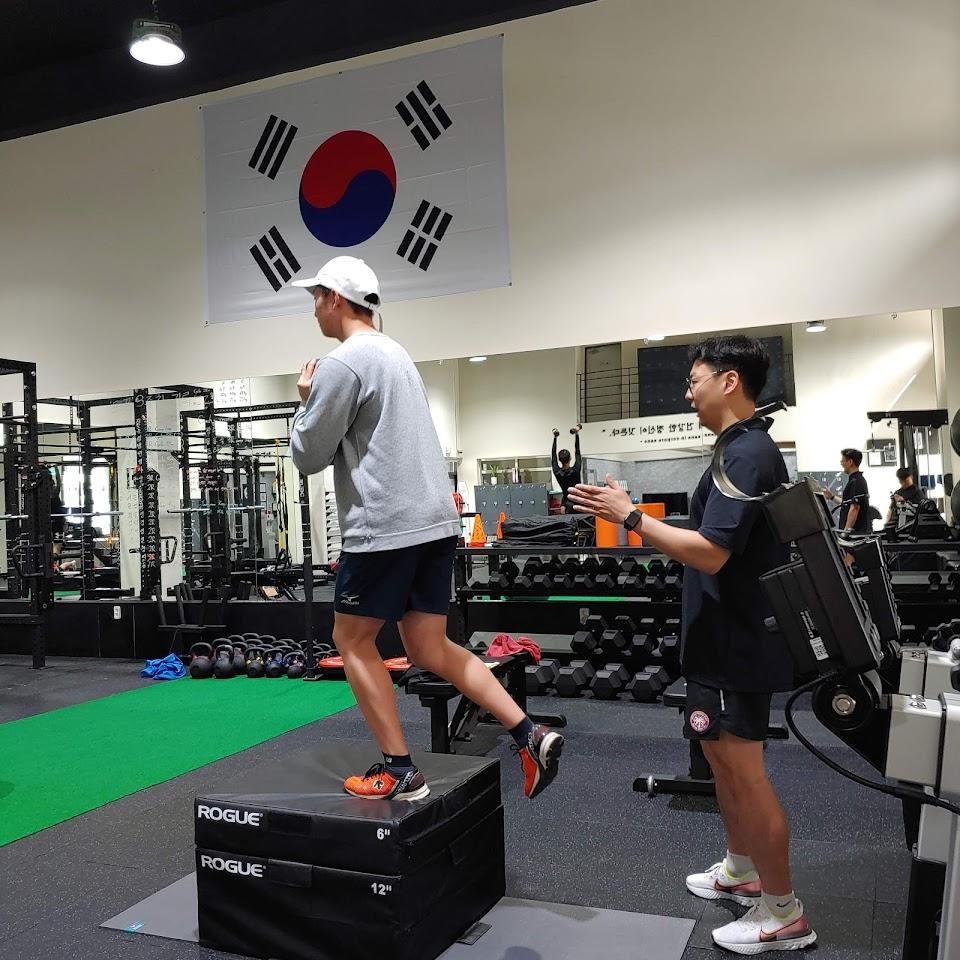 νλ νΈλ μ΄λμΌν° Photo of CrossFit Noeun Elite Gym