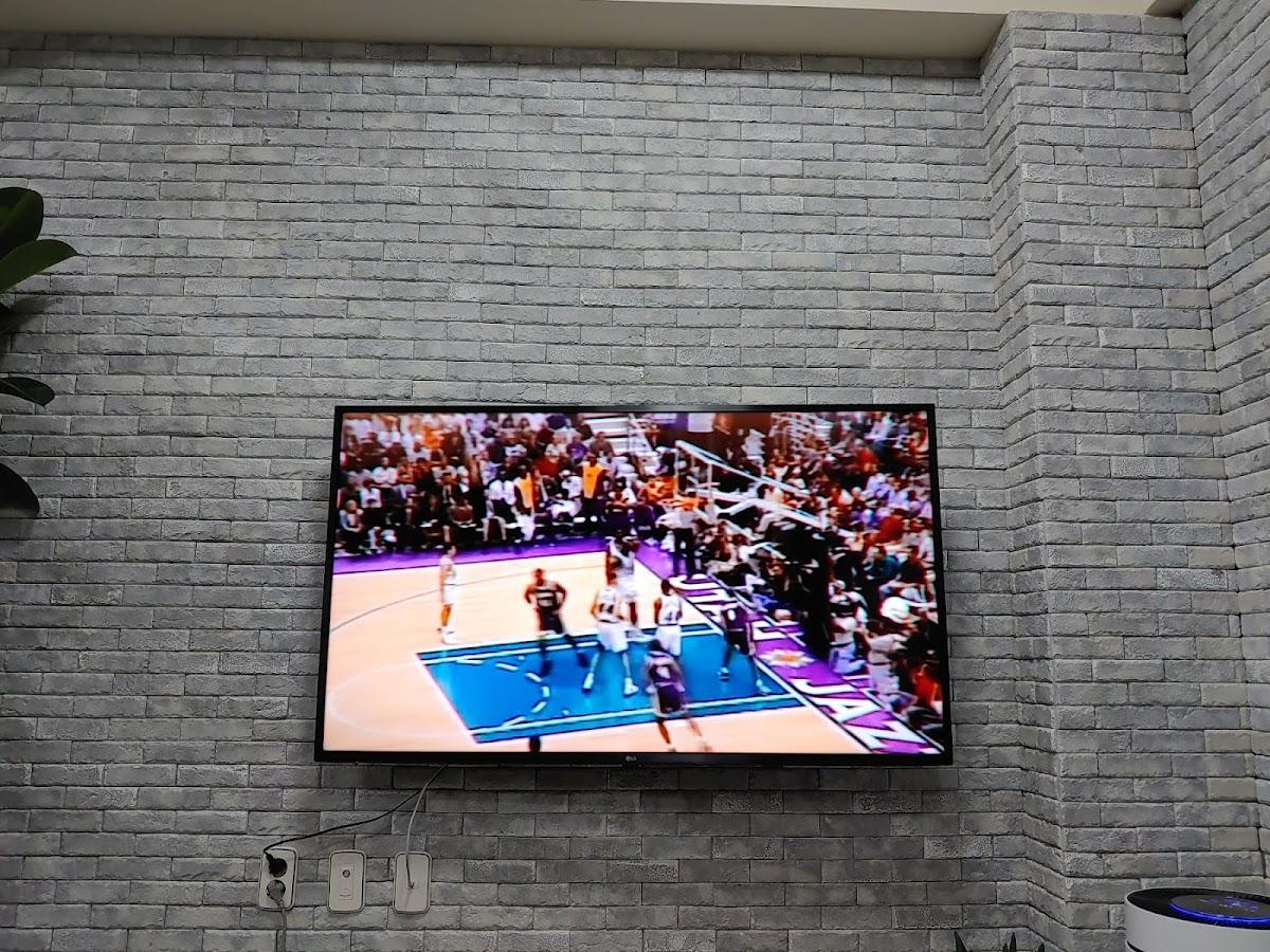 νλ νΈλ μ΄λμΌν° Photo of CrossFit Noeun Elite Gym