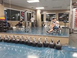 Mouhsine IBRAHIMI Photo of ETSMTL CrossFit