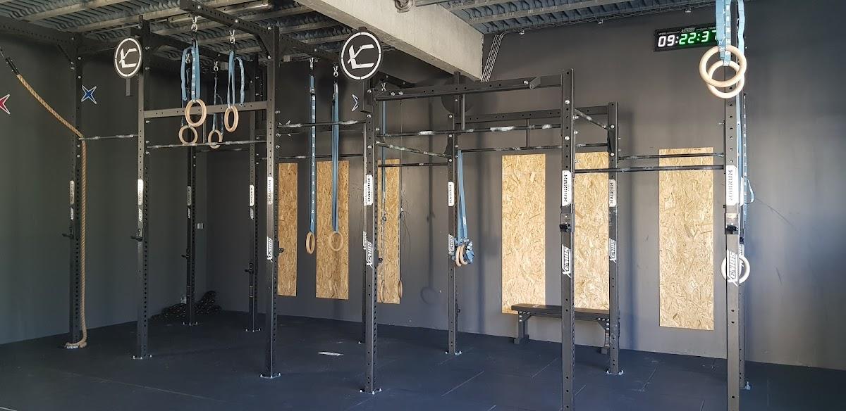Zethar KOK Photo of AXB CrossFit