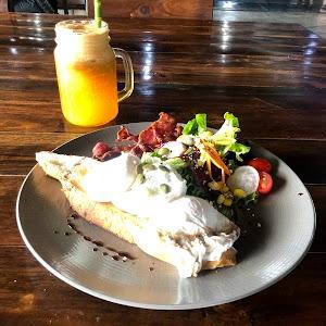 Jonathan Delaire Photo of CrossFit Wanderlust