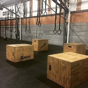 Yixley Alvarez Photo of CrossFit 506