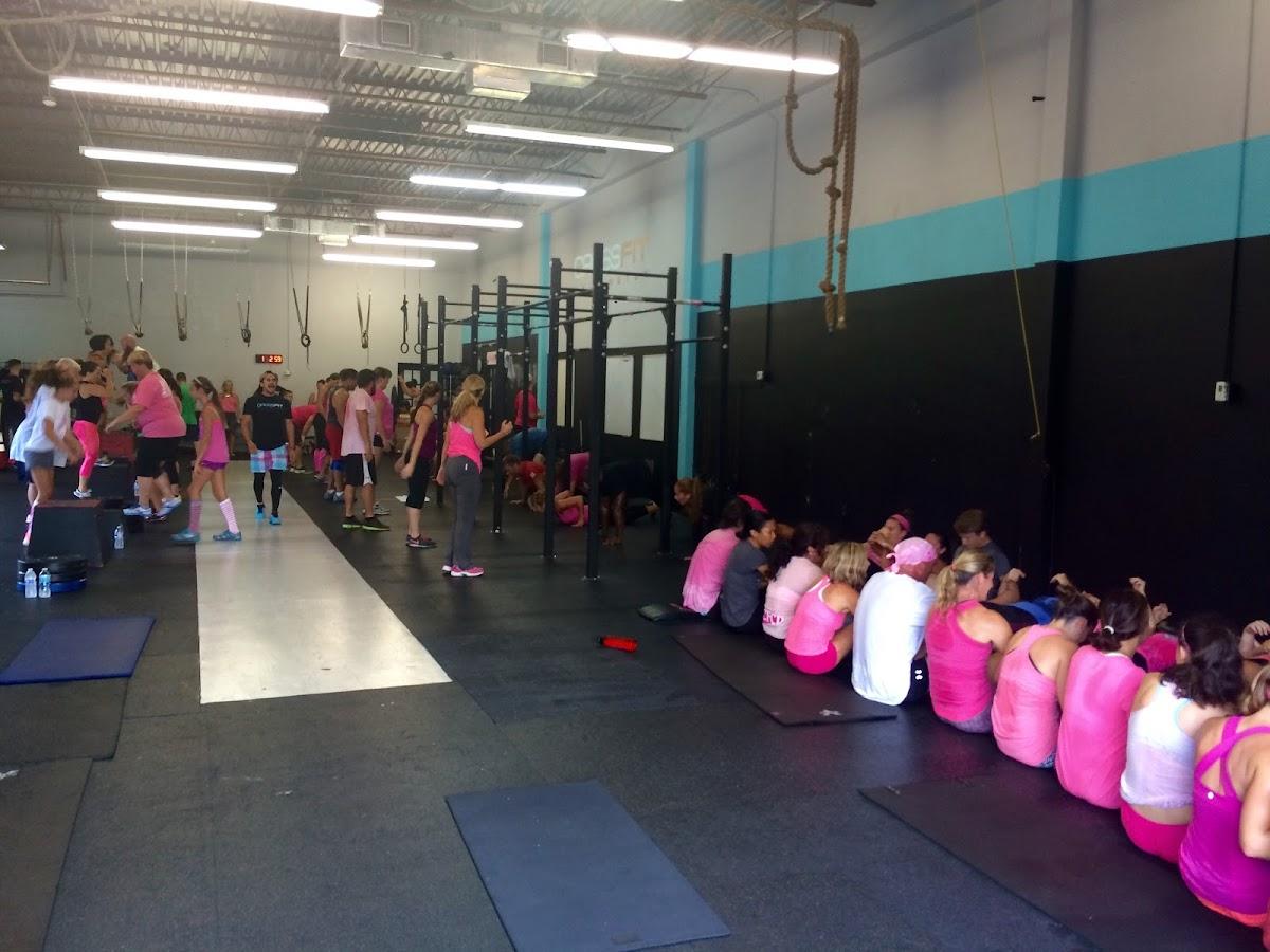 Crossfit Wellington Photo of CrossFit Wellington