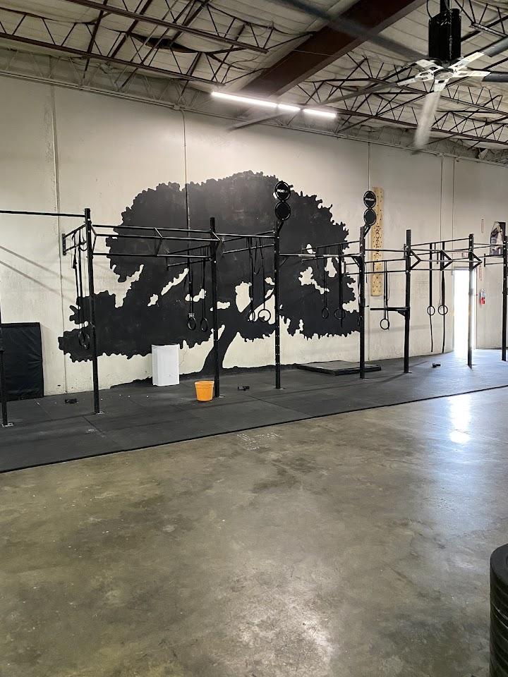 Armando Photo of Iron Oak CrossFit